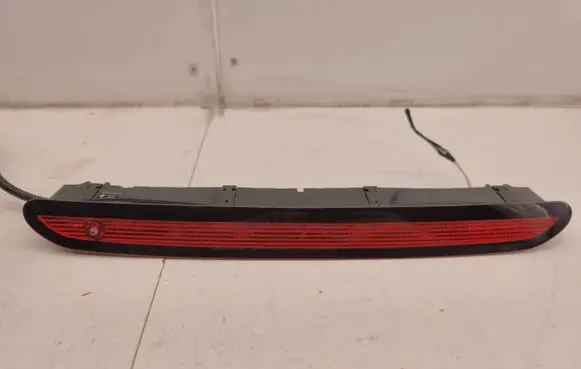 Volkswagen Tiguan Third/center stoplight 5G0945087B