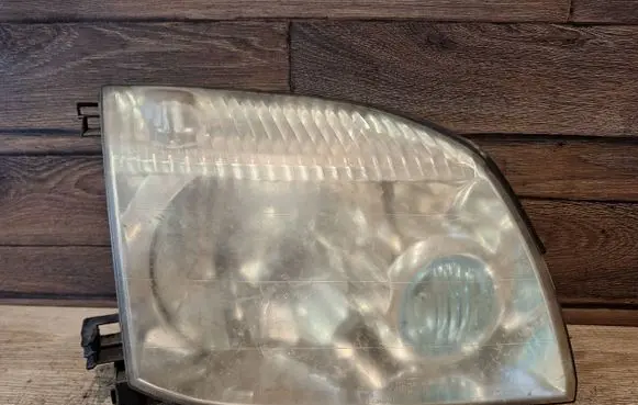 Nissan X-Trail T30 Headlight/headlamp 020100 7511 1682