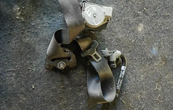 BMW X6 E71 Front seatbelt 305537899001AE 0713B83170