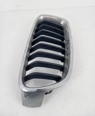 BMW 3 F30 F35 F31 Front grill 7255412 7263482 7263480