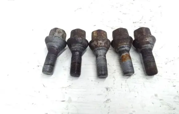 Peugeot Boxer Nuts/bolts 