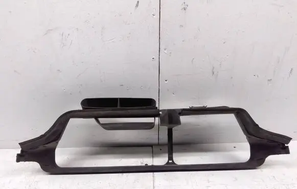 Volvo XC70 Intercooler air guide/duct channel 9190500