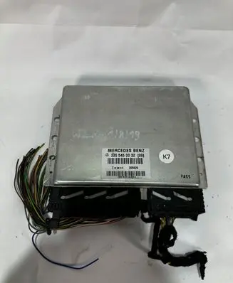 Mercedes-Benz S W220 ESP (stability system) control unit 2205450032