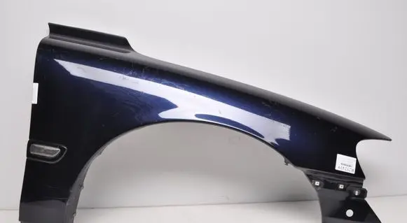 Volvo V70 Fender 
