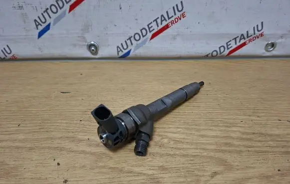 Fuel injector