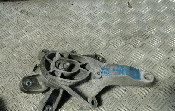 Mini One - Cooper Coupe R56 Engine mount vacuum valve