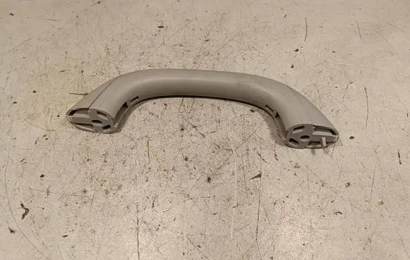 Mitsubishi L200 Front interior roof grab handle