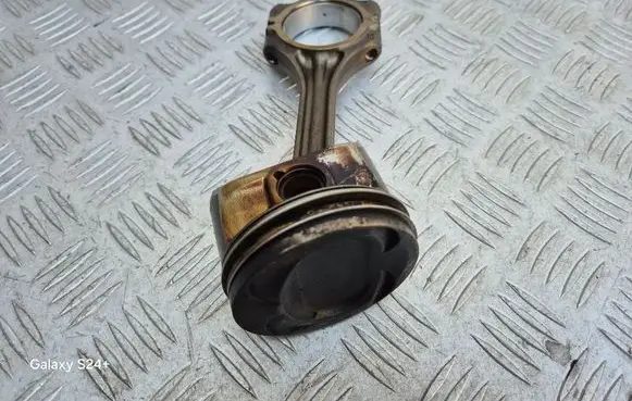 Volkswagen Golf Plus Piston with connecting rod 76L92 03CH SR5