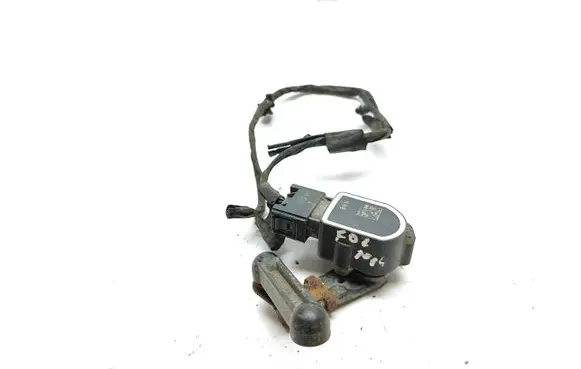 Headlight/headlamp level sensor