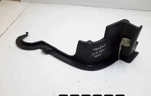 Seat Toledo II (1M) Rear bumper underbody cover/under tray 1M5825216