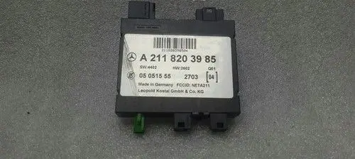 Mercedes-Benz E W211 Aerial antenna switch A2118203985