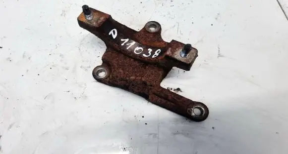 Ford Mondeo MK IV Engine mounting bracket 