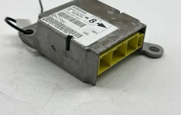 Nissan Note (E11) Airbag control unit/module 988209U40A 0285001912