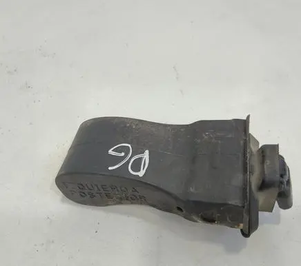 Seat Leon (5F) Rear door check strap stopper