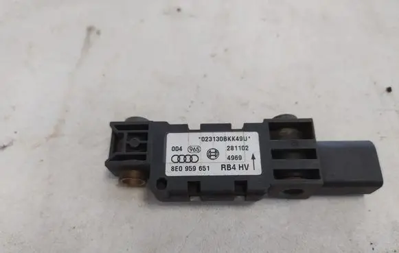 Audi A4 S4 B6 8E 8H Airbag deployment crash/impact sensor 8E0959651
