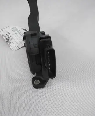 Suzuki Swift II Accelerator throttle pedal 4940068L51 6PV00907409 092013