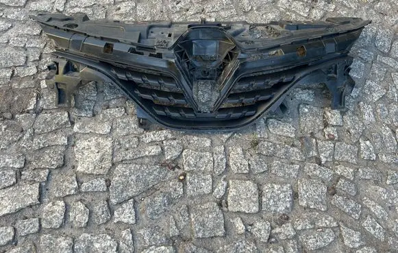 Renault Megane IV Front grill 622560637R