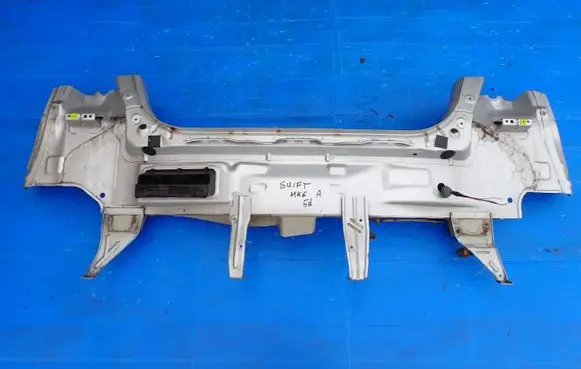 Suzuki Swift I Rear bodywork 