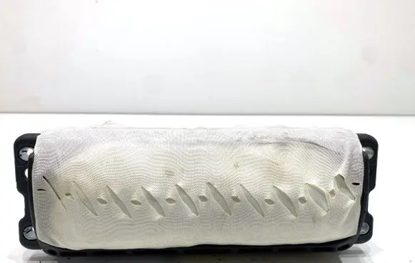 Volkswagen PASSAT B7 Passenger airbag 3AA880204