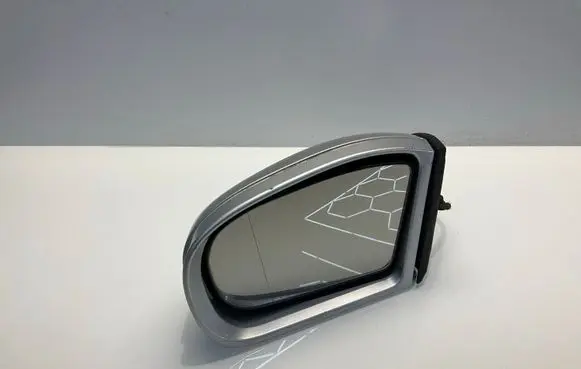 Mercedes-Benz C W203 Front door electric wing mirror