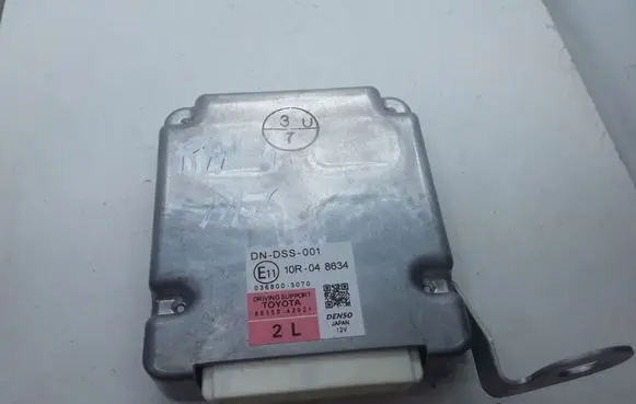 Toyota RAV 4 (XA40) Cruise control unit/module 8815042021 10R048634 0368003070