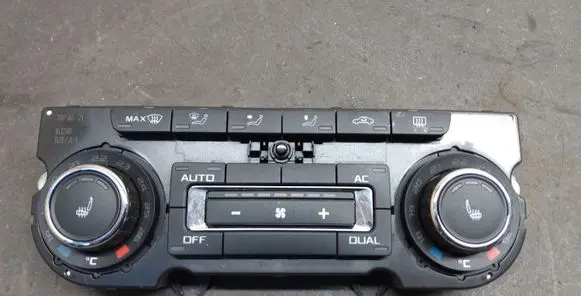 Skoda Octavia Mk2 (1Z) Climate control unit 3T0907044AC 5HB00974921