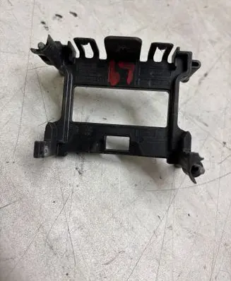 Volkswagen PASSAT B7 Distronic sensor bracket 12713210101