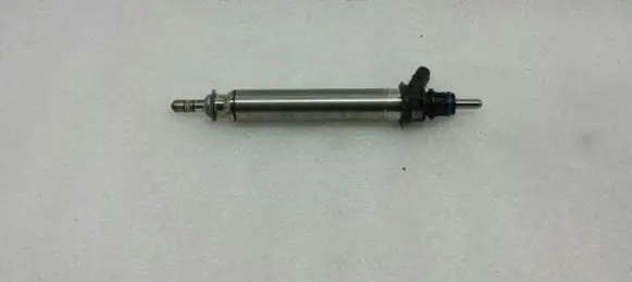 Mercedes-Benz CLS C218 X218 Fuel injector A2780700687 M278