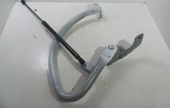 Volvo S60 Tailgate/trunk/boot hinge 31349170