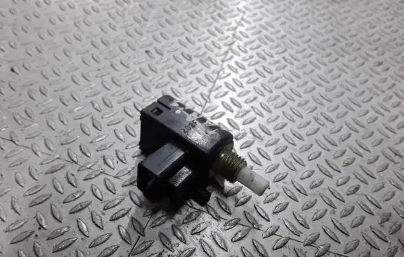 Clutch pedal sensor