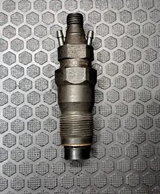 Fuel injector