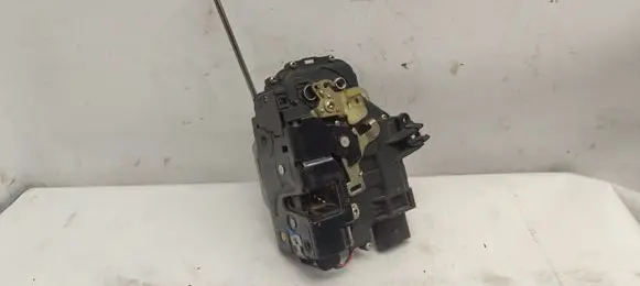 Audi A6 S6 C5 4B Front door lock 4B1837015G