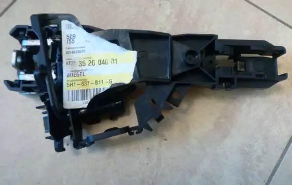 Volkswagen Golf VIII Front door exterior handle 5H1837811G NE68603