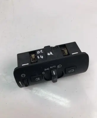 Volvo V70 Light switch 30739414