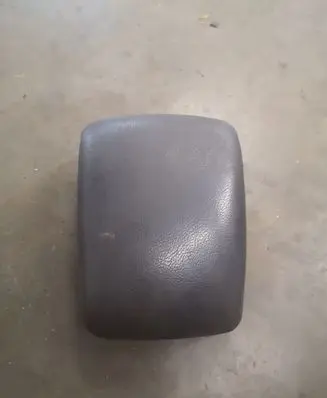 KIA Sorento Armrest