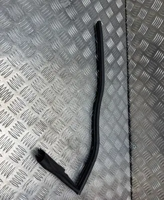 Mercedes-Benz E W212 Engine compartment rubber A2126280098
