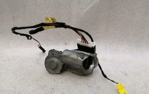 Mercedes-Benz SLK R171 Steering wheel lock A2034621130