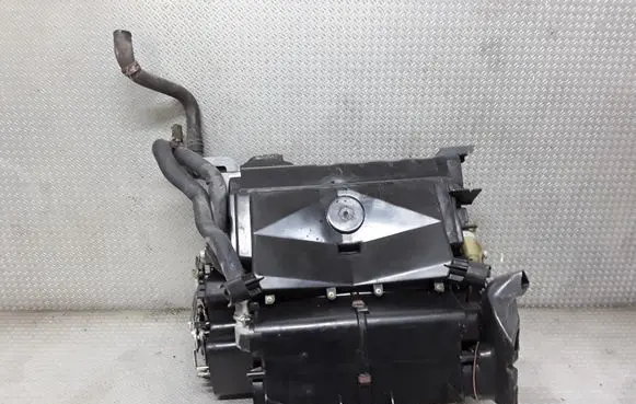 Land Rover Discovery Interior heater climate box assembly JQB101790