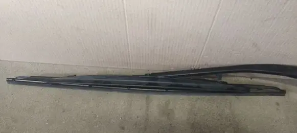 Peugeot 607 Windshield/front glass wiper blade 102392 AS12U