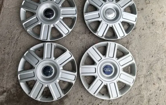 Ford Focus C-MAX R16 wheel hub/cap/trim 3M511000CC
