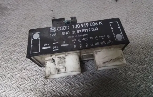 Volkswagen Golf IV Coolant fan relay 1J0919506K 898972000
