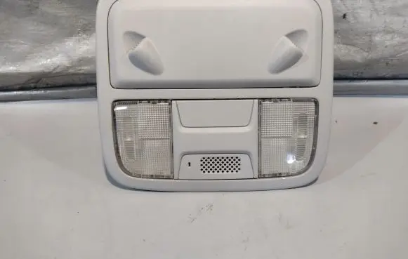 Honda CR-V Front seat light 37130SWWE011M1