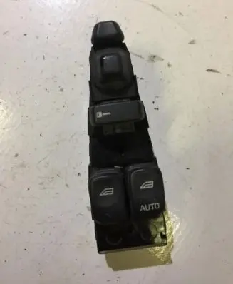 Volvo S40 Electric window control switch 30889750