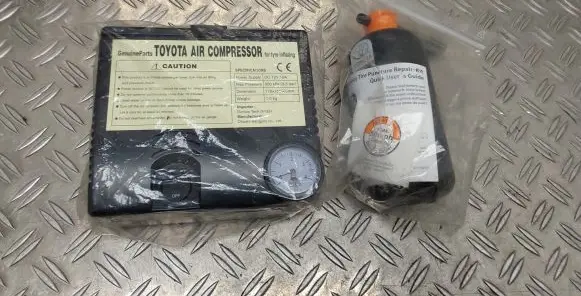 Toyota Avensis T270 Tire air pump compressor 