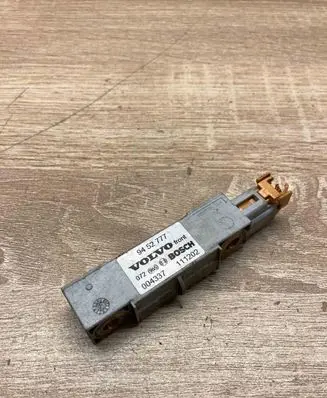 Volvo V70 Airbag deployment crash/impact sensor 9452777 WithPlug