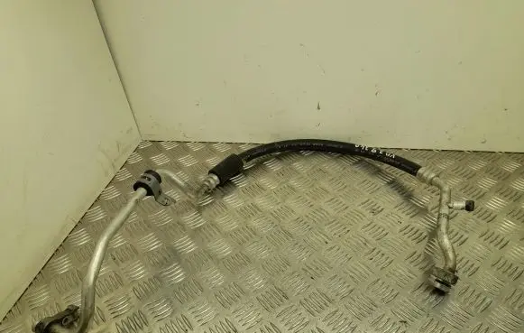 Subaru XV II Air conditioning (A/C) pipe/hose ZC6B