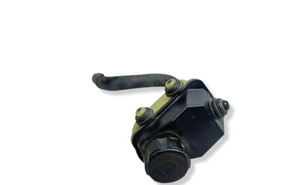 Volvo V50 Power steering tank cap 4N51353DC