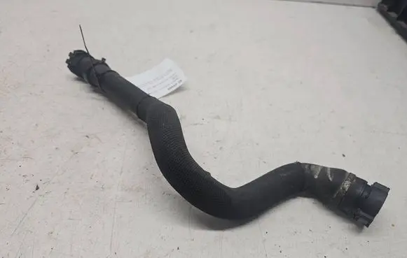Citroen C4 I Picasso Engine coolant pipe/hose 9684684180