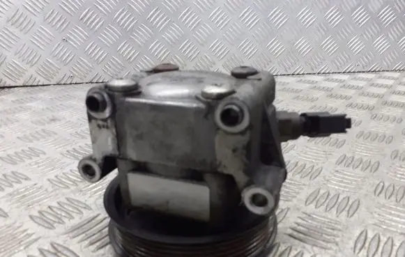 Ford Focus Vacuum pump