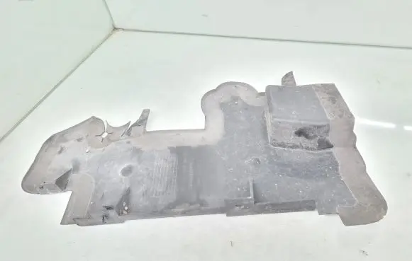 Citroen C4 I Picasso Intercooler air guide/duct channel 9658560780